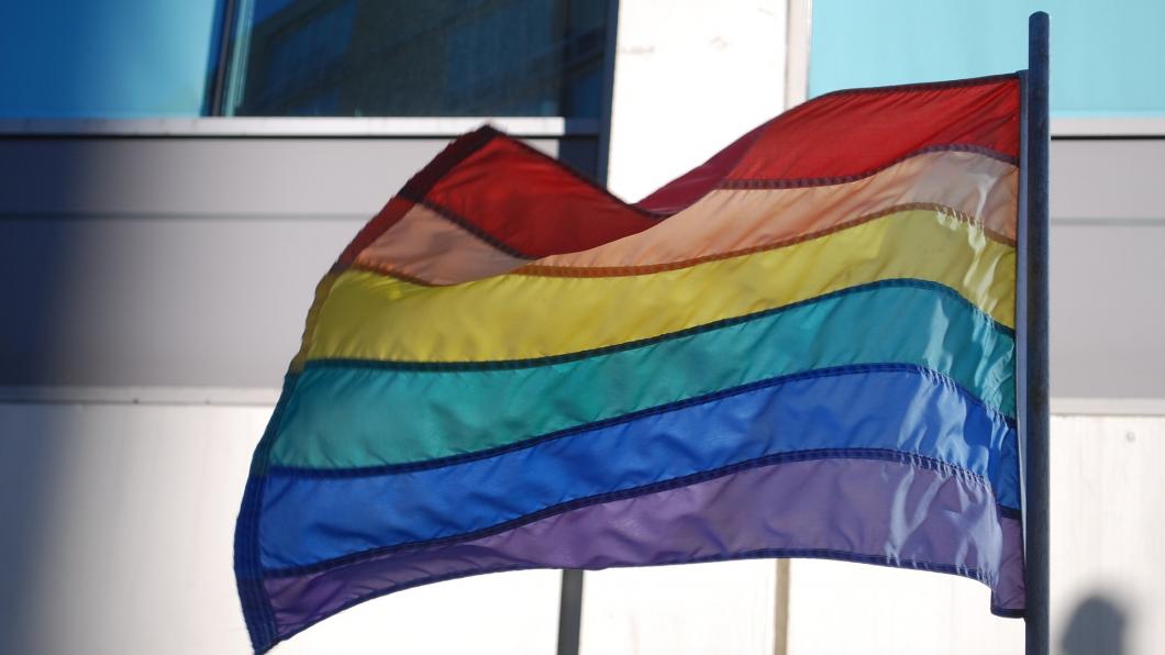 gay-743009_1920.jpg
